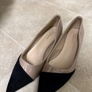 Gianvito Rossi Two-Tone Black and Cream Heels